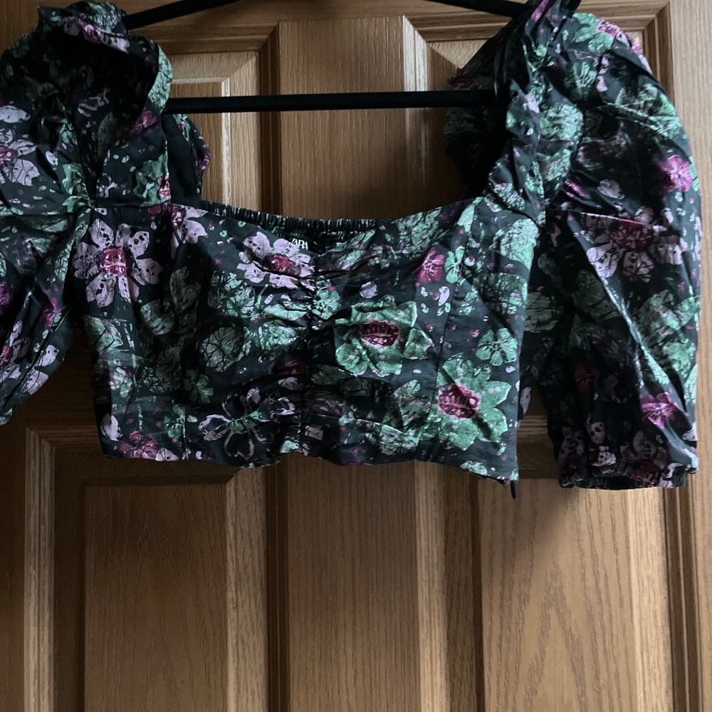 Floral crop top
